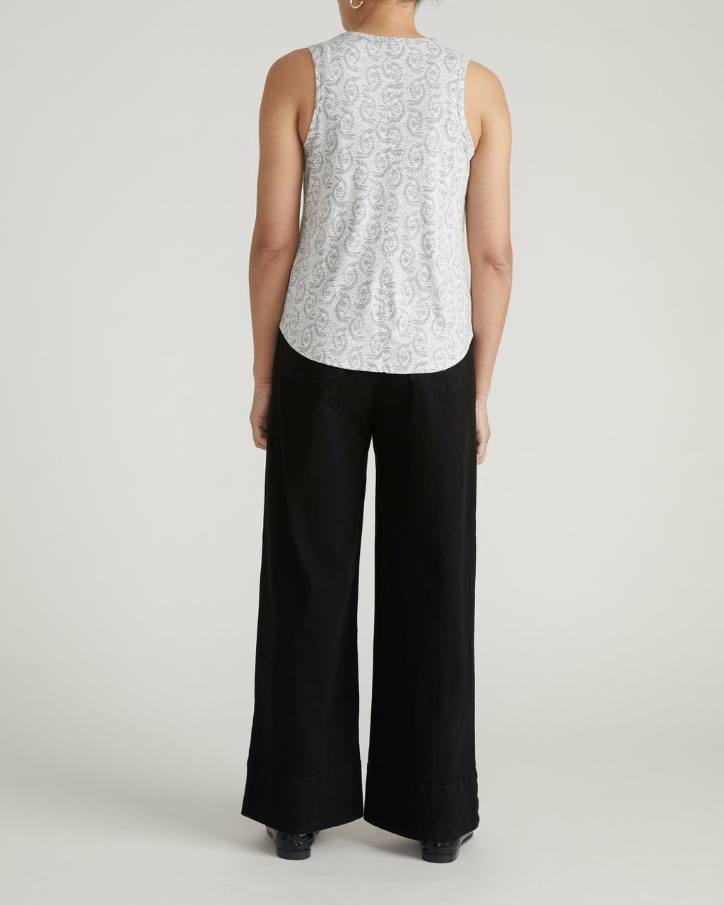 Light-As-Air Tank - Faded Print | Universal Standard