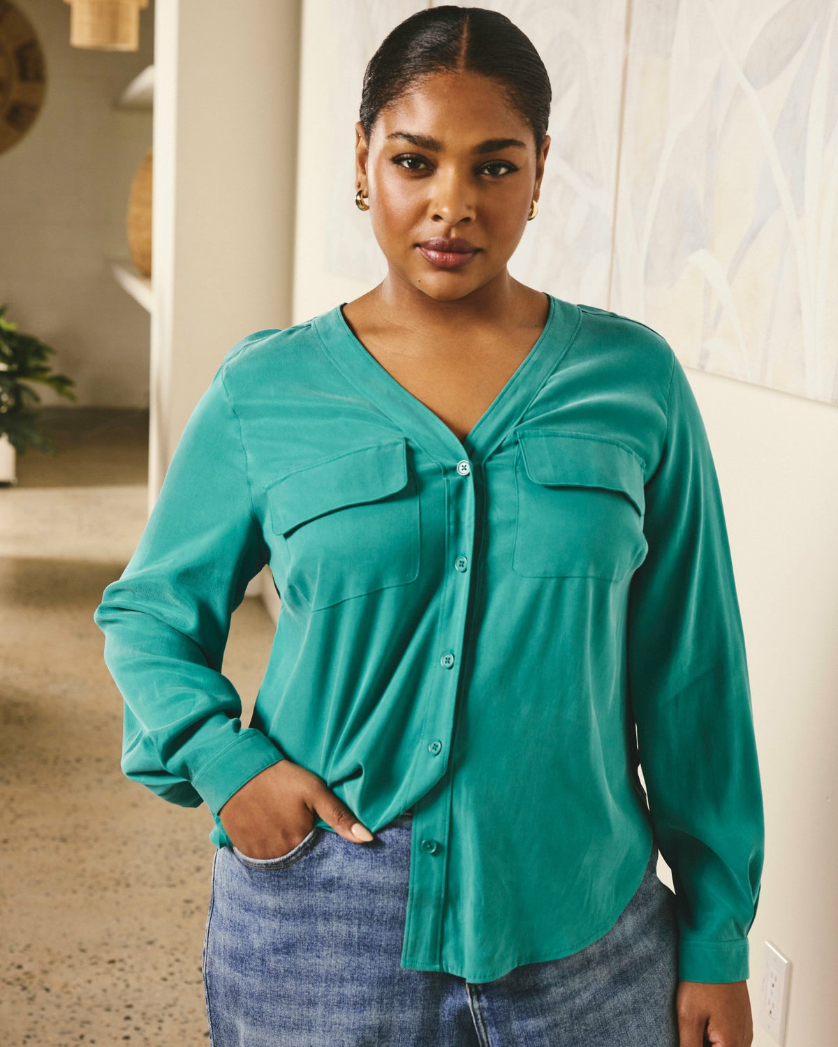 Cooling Stretch Cupro Button-Down Blouse - Green Tourmaline | Universal Standard