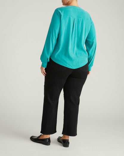 Cooling Stretch Cupro Button-Down Blouse - Green Tourmaline | Universal Standard