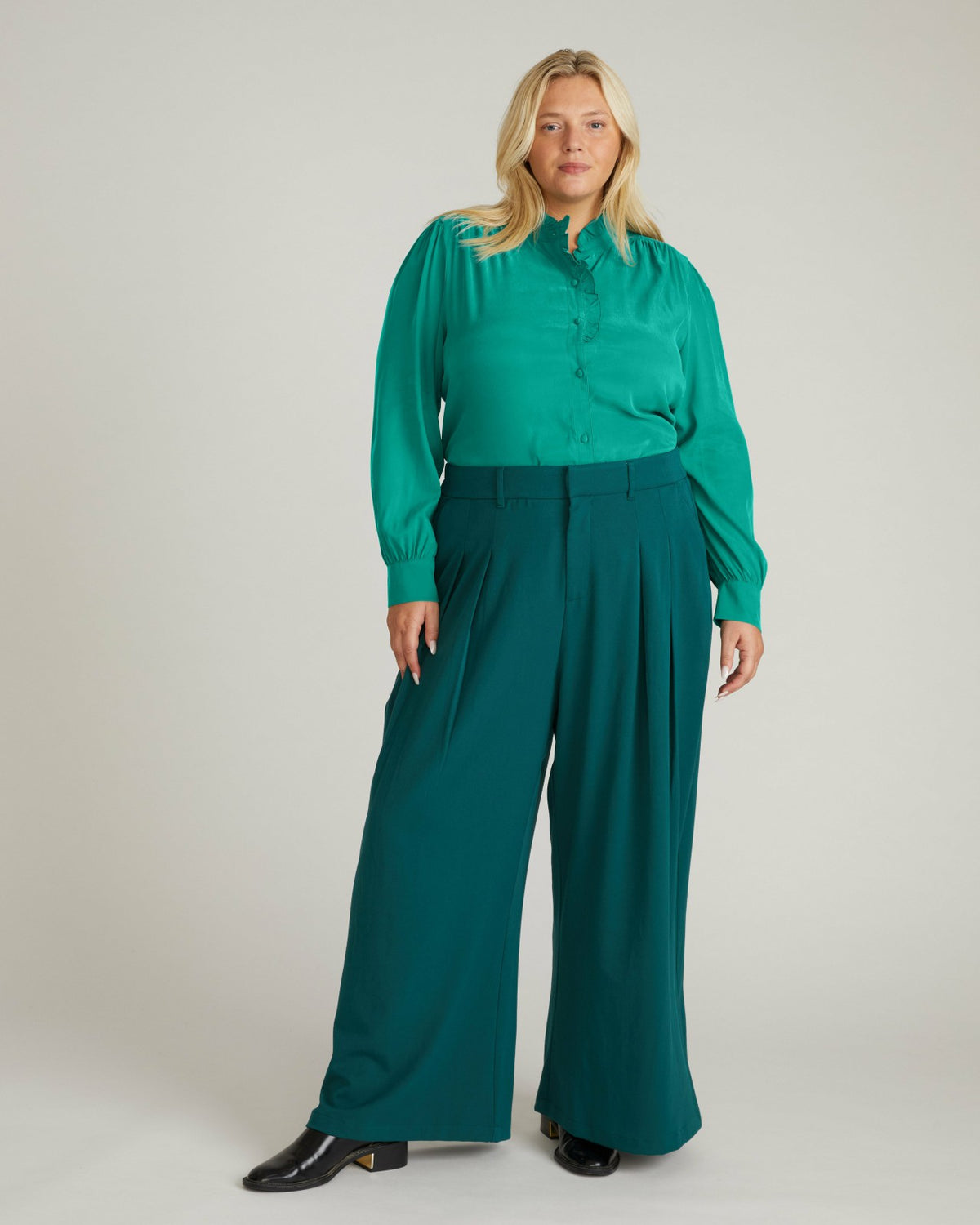 Endora Stretch Cupro Blouse - Green Tourmaline | Universal Standard