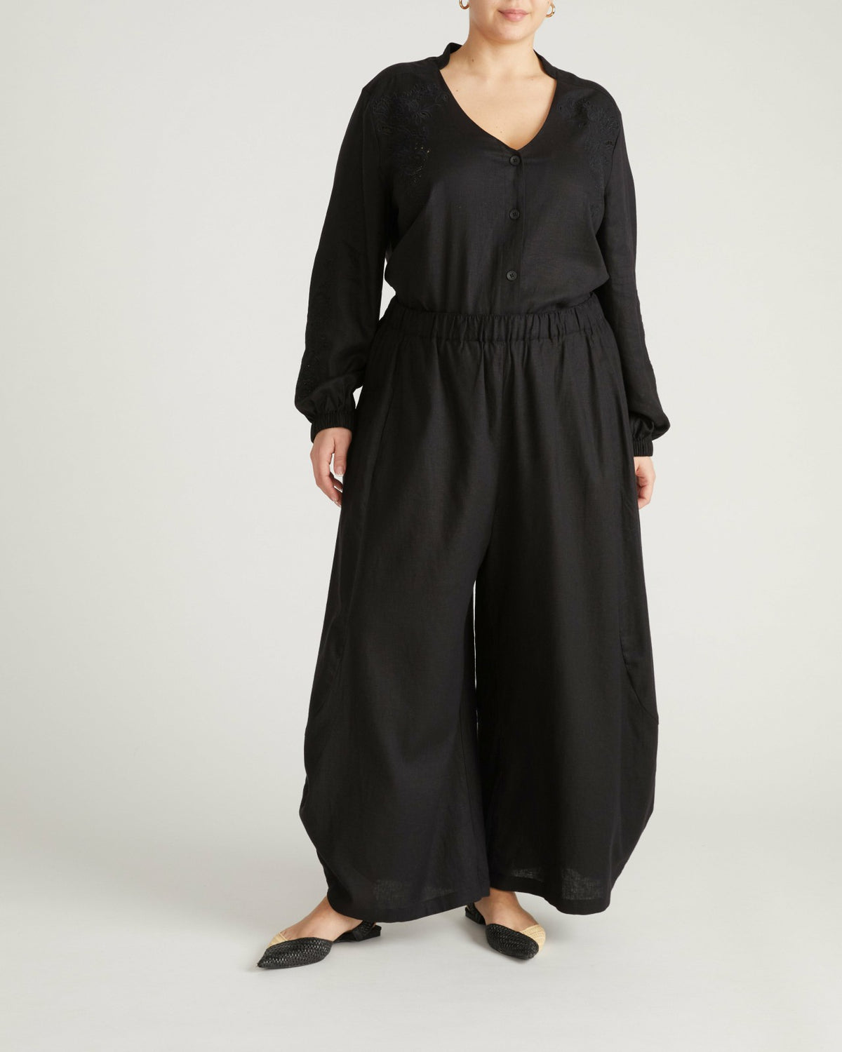 Frances Embroidered Linen Blend Blouse - Black | Universal Standard