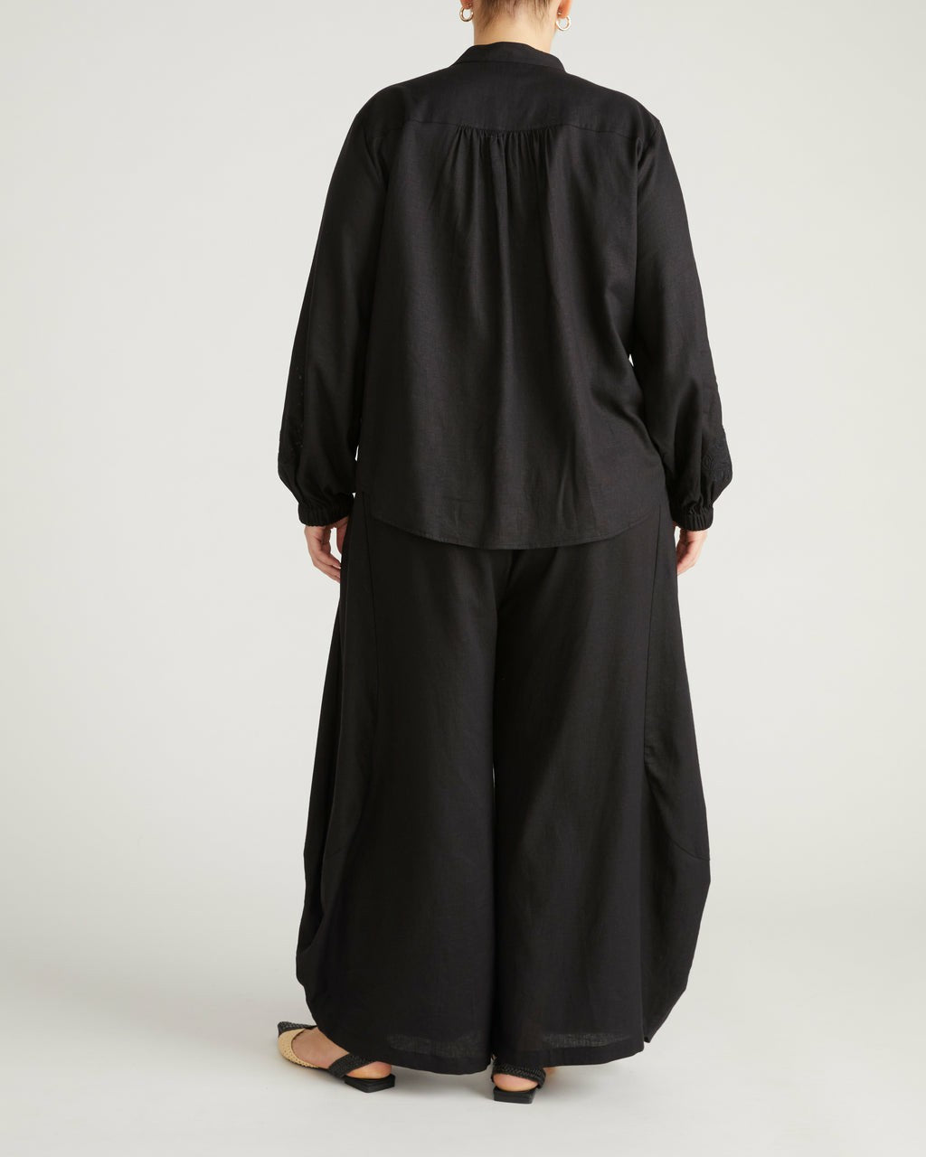 Frances Embroidered Linen Blend Blouse - Black | Universal Standard