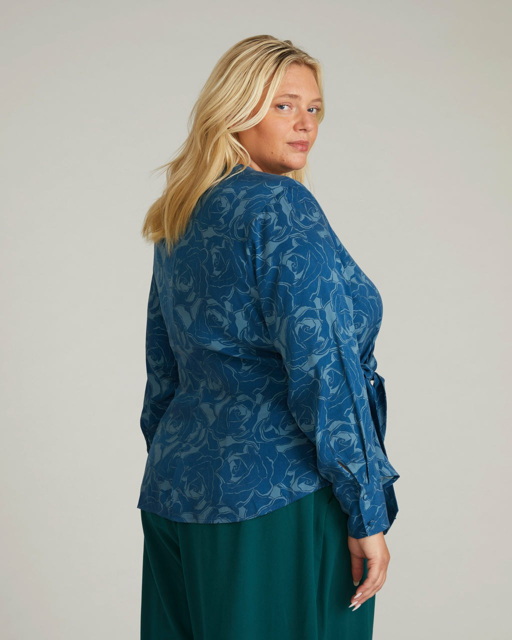 Beacon Stretch Cupro Wrap Shirt - Rose Print in Deep Teal | Universal Standard