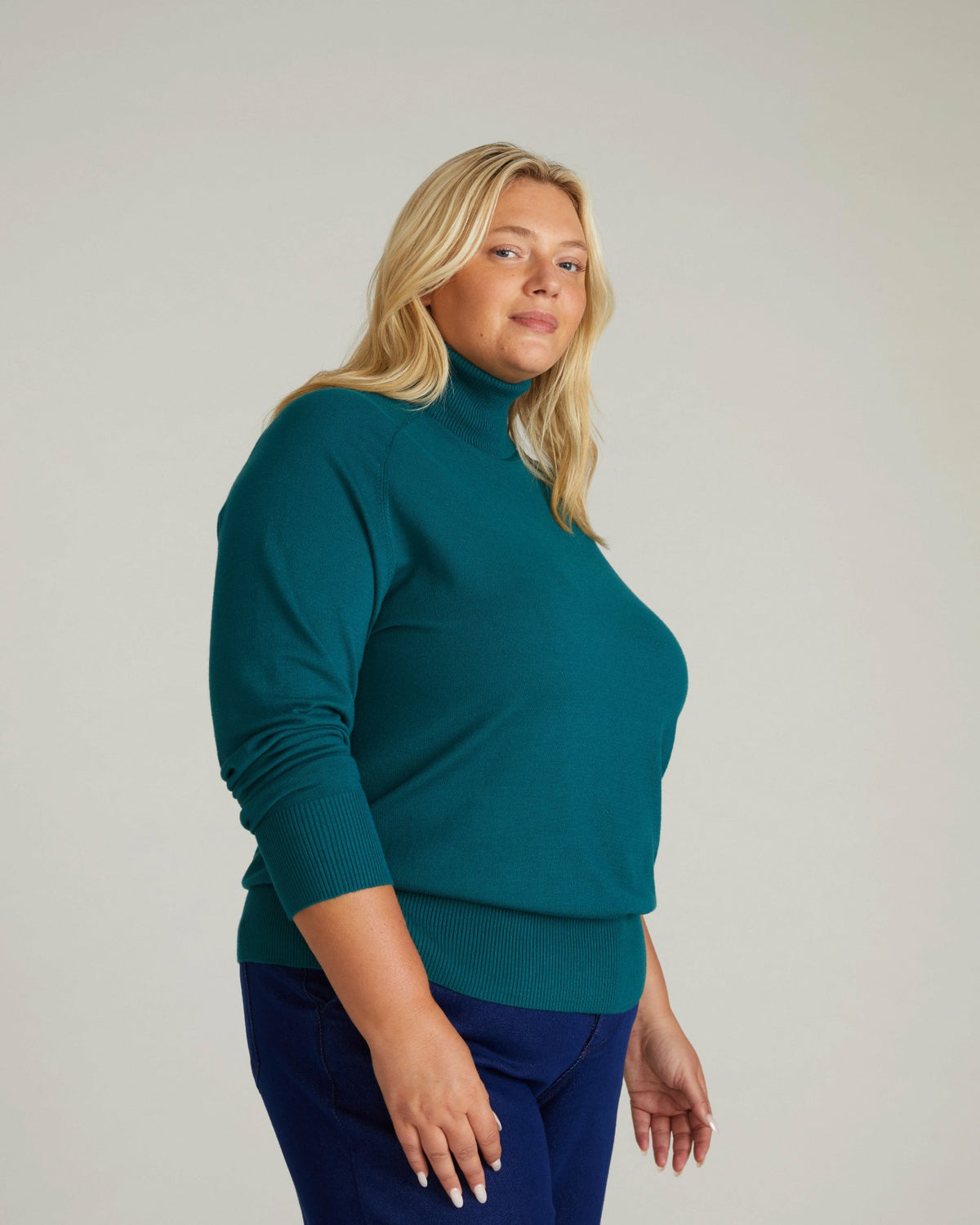 Renee Savvy Fine Knit Raglan Turtleneck - Botanic | Universal Standard