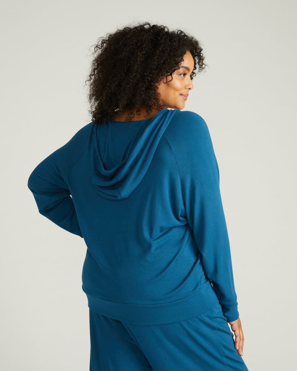 TravelKnit V Neck Hoodie - Blue Teal | Universal Standard