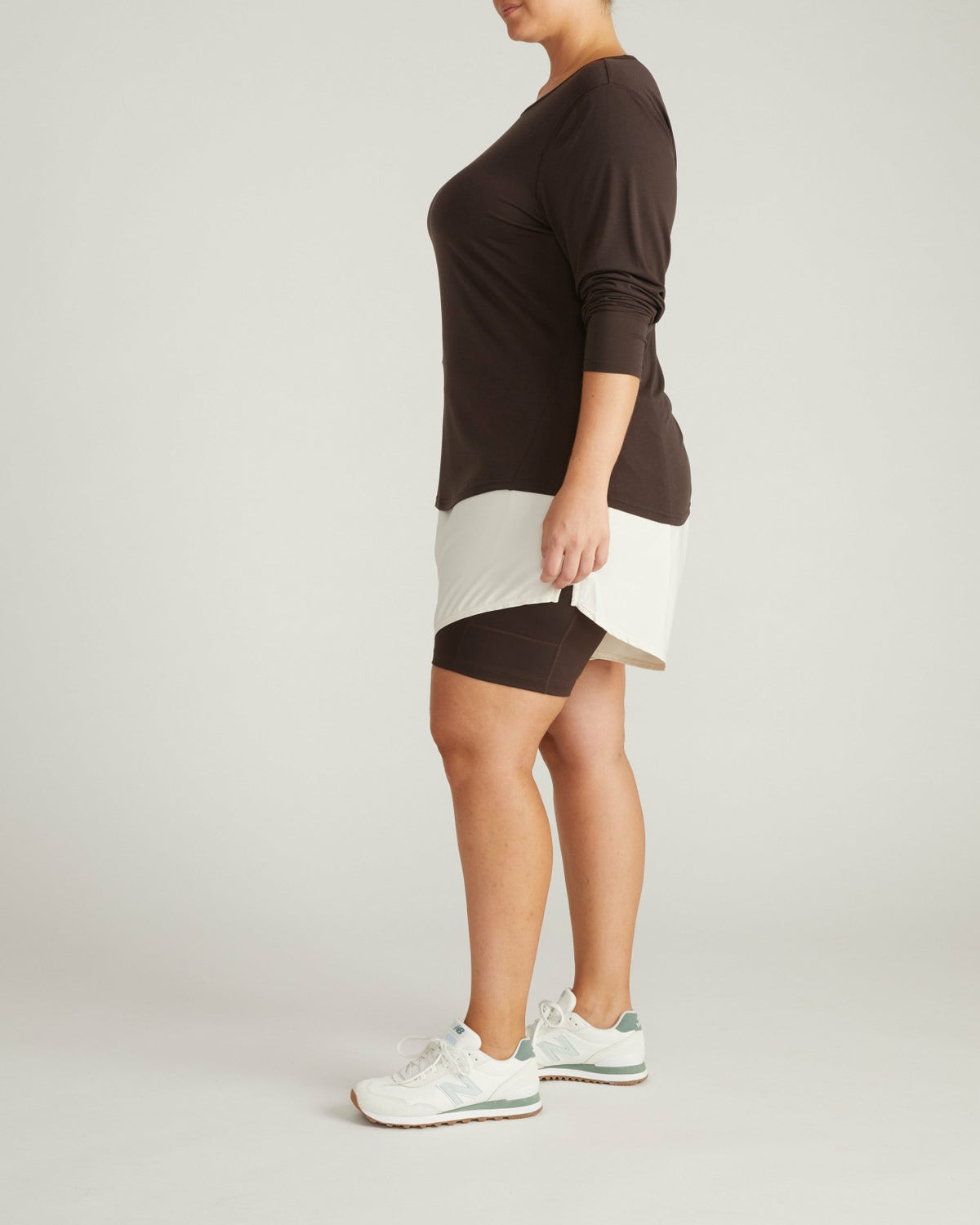 Mia Long Sleeve Movement Tee - Deep Brown | Universal Standard