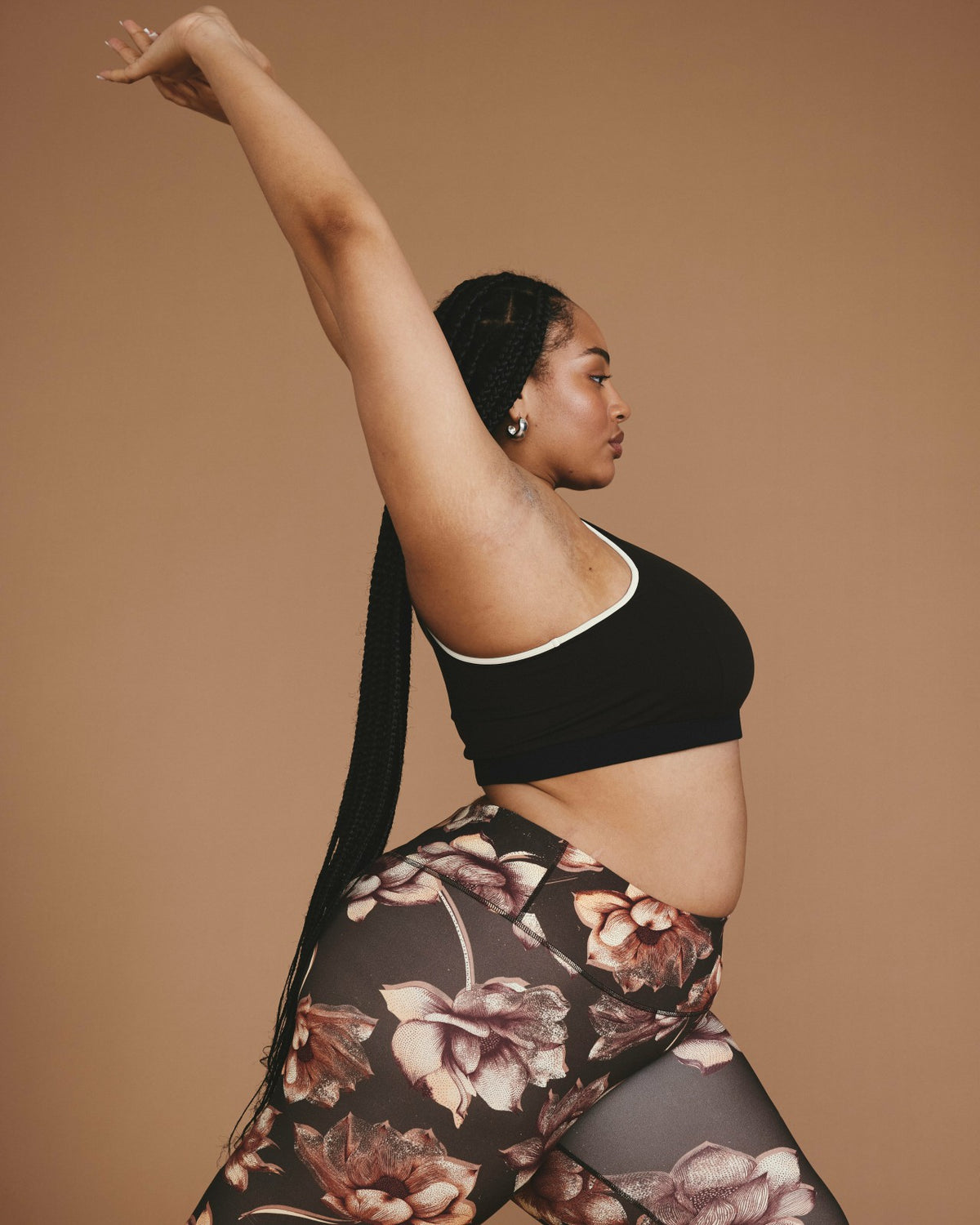 Next-to-Naked Racerback Sports Bra - Deep Brown/Dove Wing Trim | Universal Standard