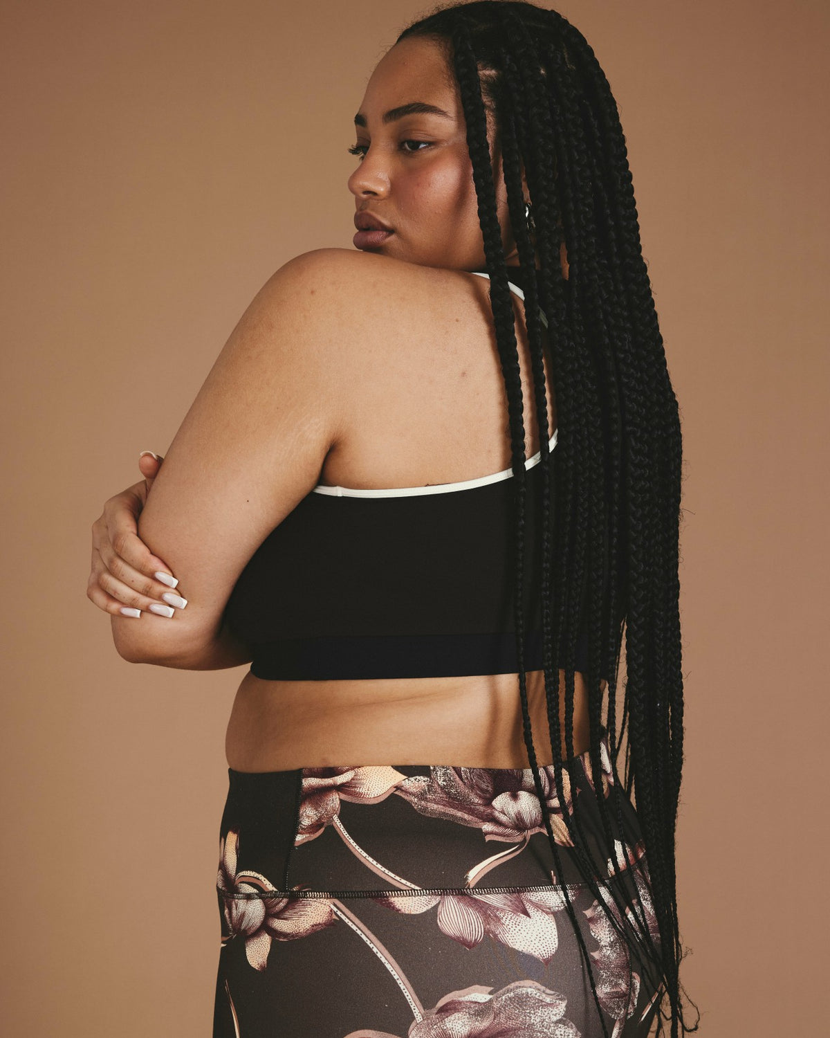 Next-to-Naked Racerback Sports Bra - Deep Brown/Dove Wing Trim | Universal Standard