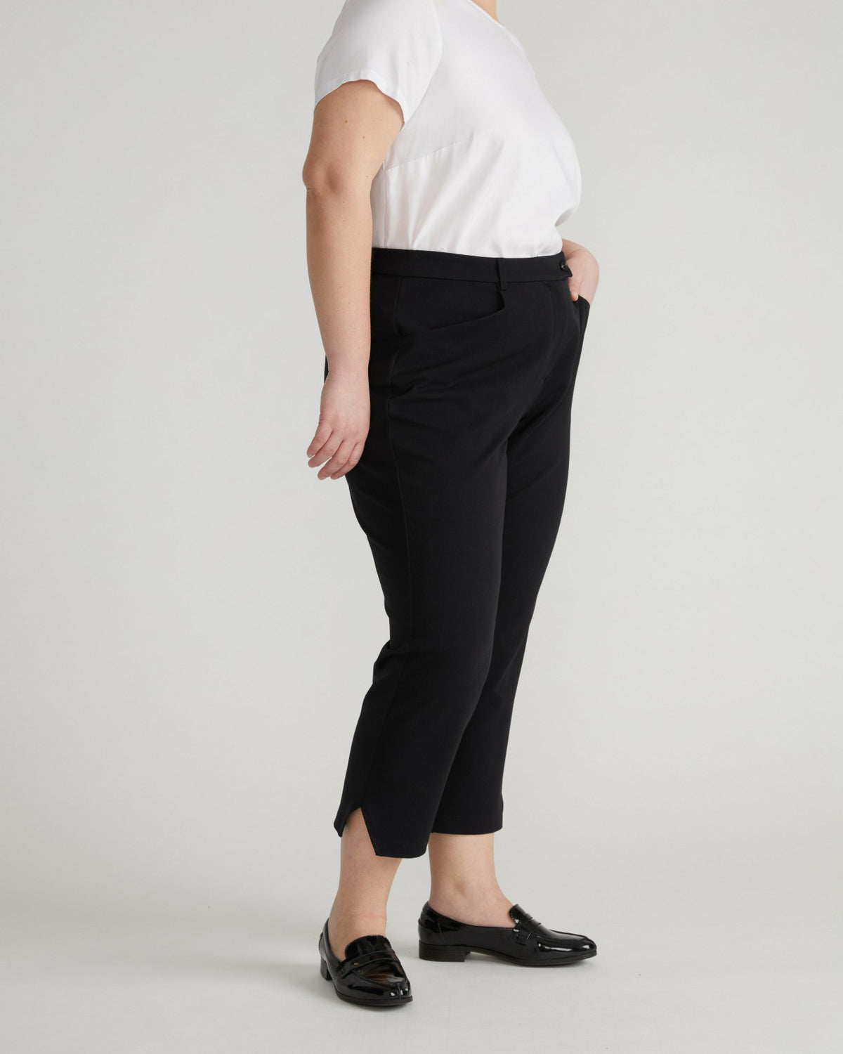 All Day Mercer Tapered Leg Pants - Black | Universal Standard