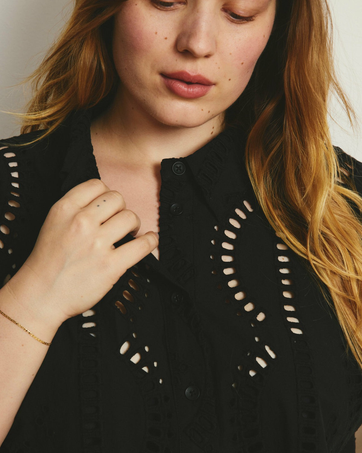 The Embroidered Artist Poplin Shirt - Black | Universal Standard
