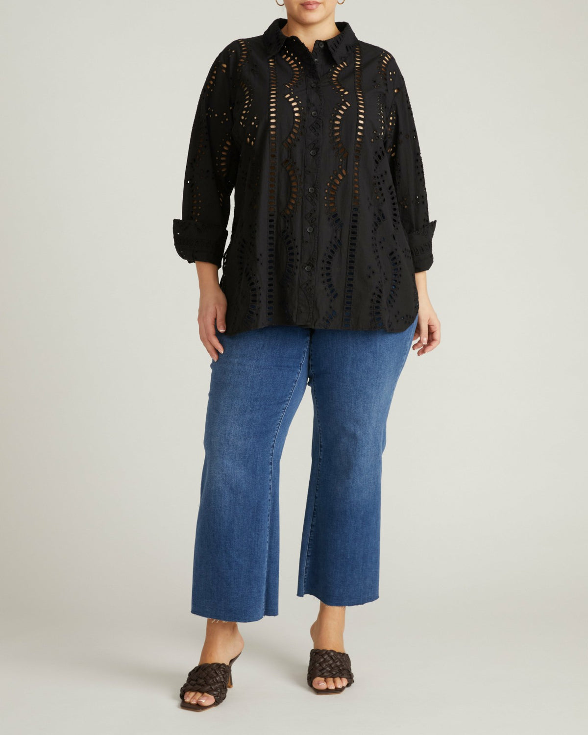 The Embroidered Artist Poplin Shirt - Black | Universal Standard