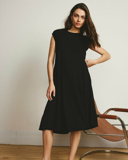 Capri Divine Jersey Flared Dress - Black | Universal Standard