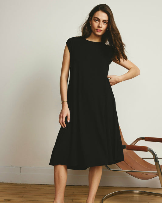 Capri Divine Jersey Flared Dress - Black | Universal Standard