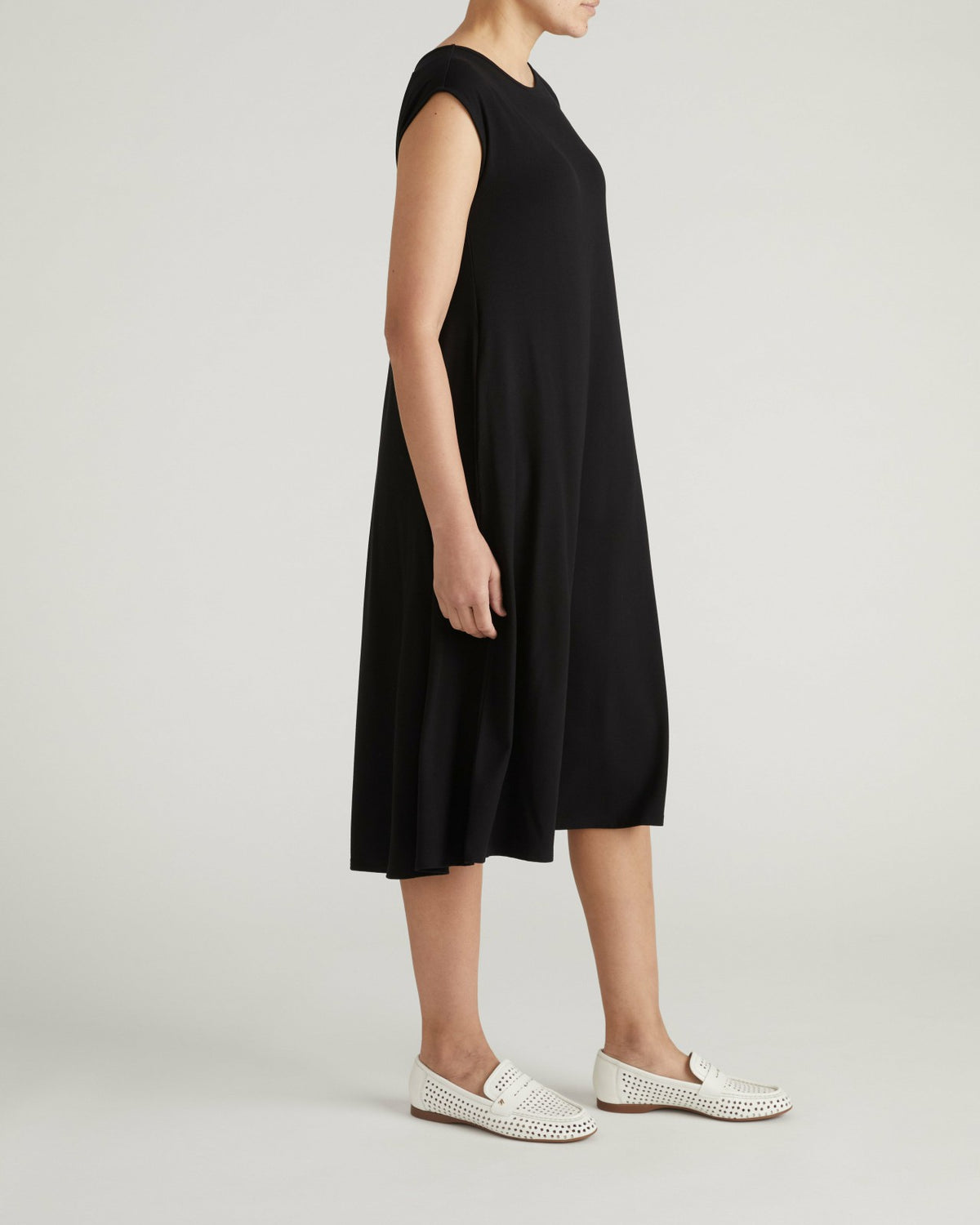 Capri Divine Jersey Flared Dress - Black | Universal Standard