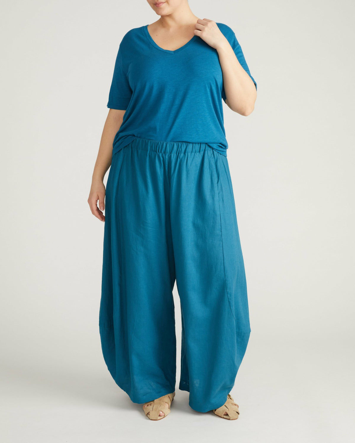 Light-As-Air V Rex - Ink Blue | Universal Standard