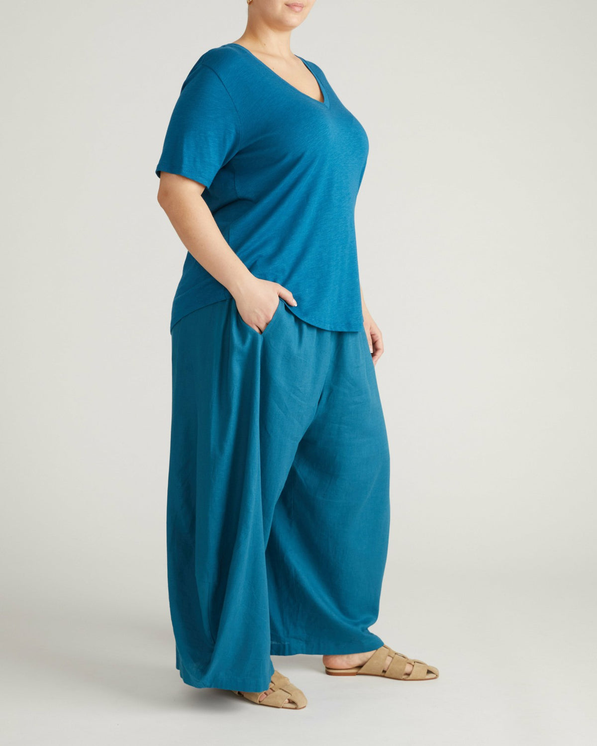 Light-As-Air V Rex - Ink Blue | Universal Standard