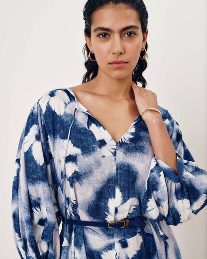 Amparo Linen Blend Dress - Blue Pressed Flower Print | Universal Standard
