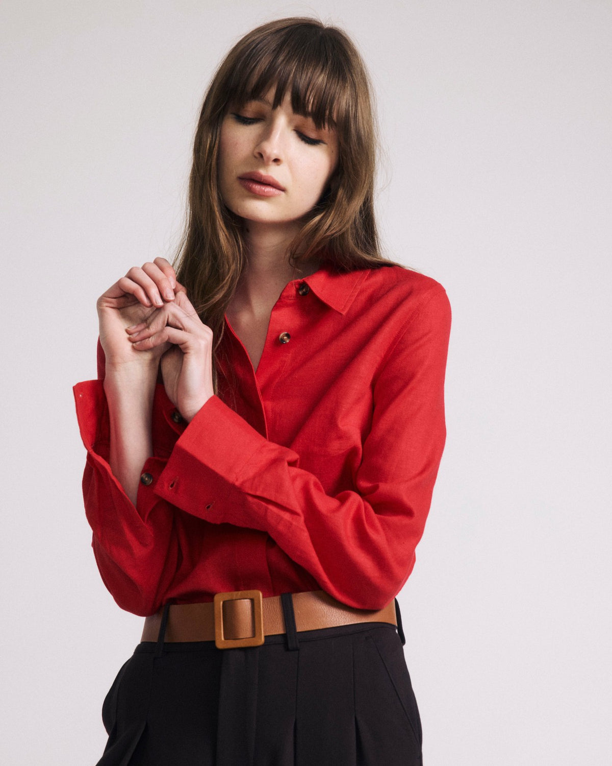 Elbe Stretch Linen Blend Shirt - Brilliant Red | Universal Standard