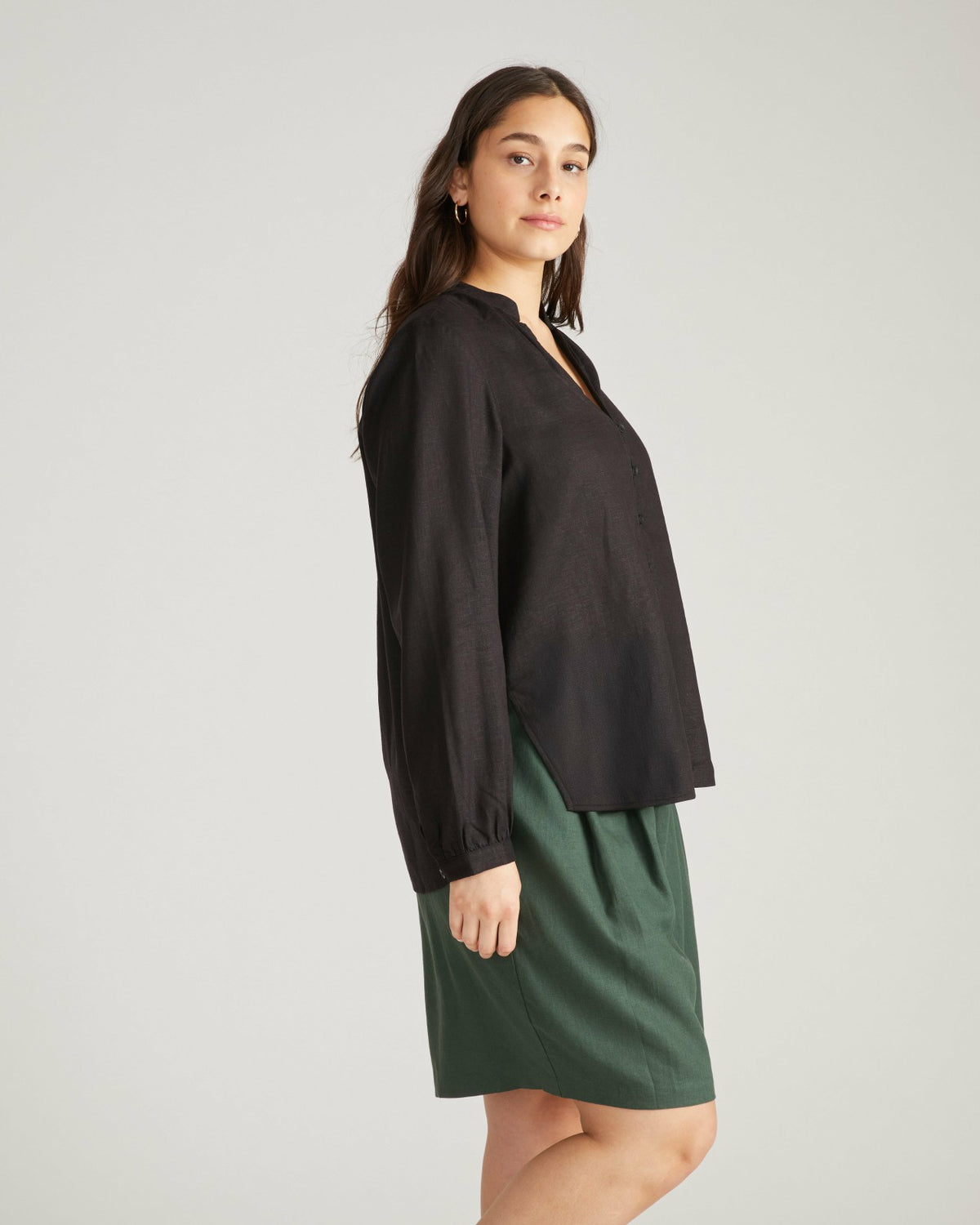 Avalon Linen Blend Blouse - Black | Universal Standard