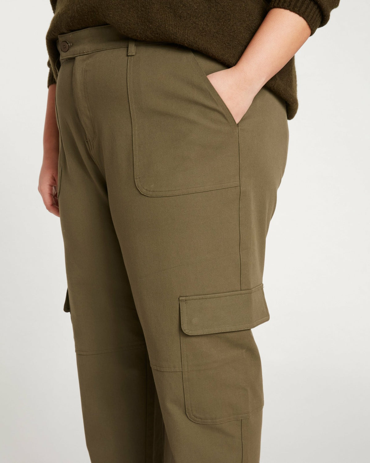 Karlee Stretch Cotton Twill Cargo Pants - Ivy | Universal Standard