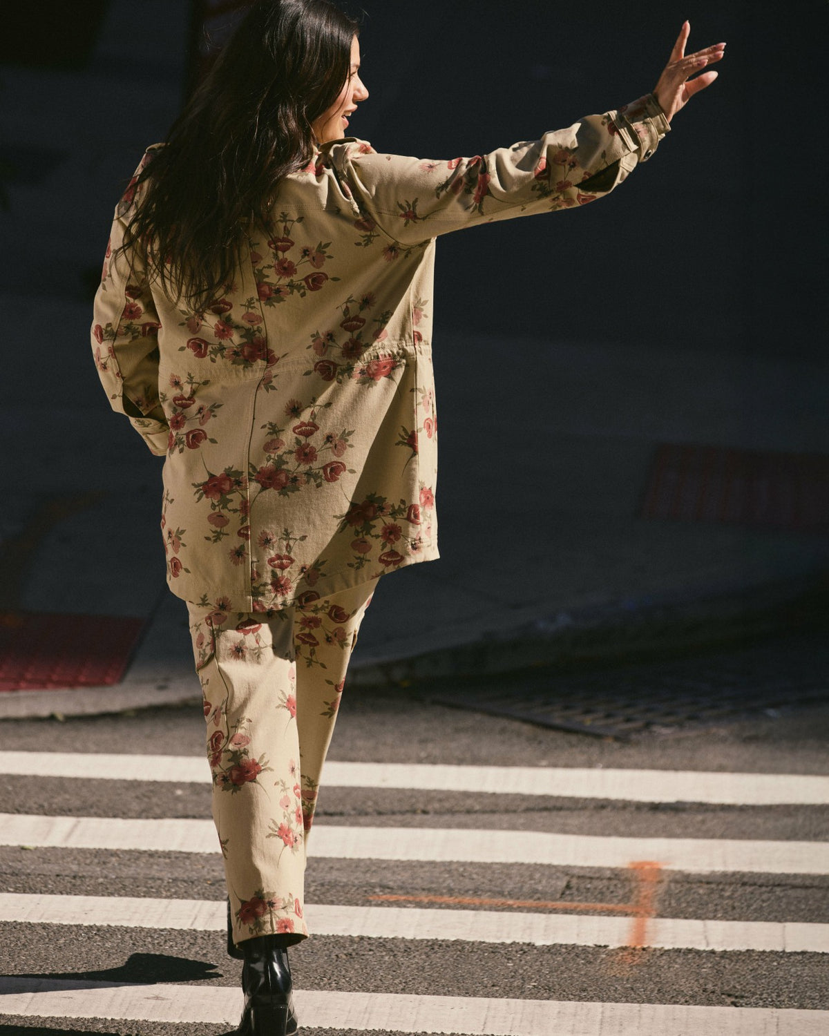 Karlee Stretch Cotton Twill Cargo Pants - Wild Flower Bouquet Print | Universal Standard