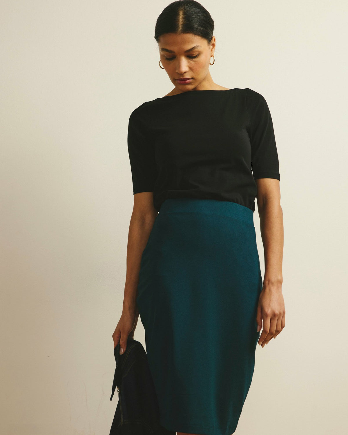 Bella Boatneck Tee - Black | Universal Standard