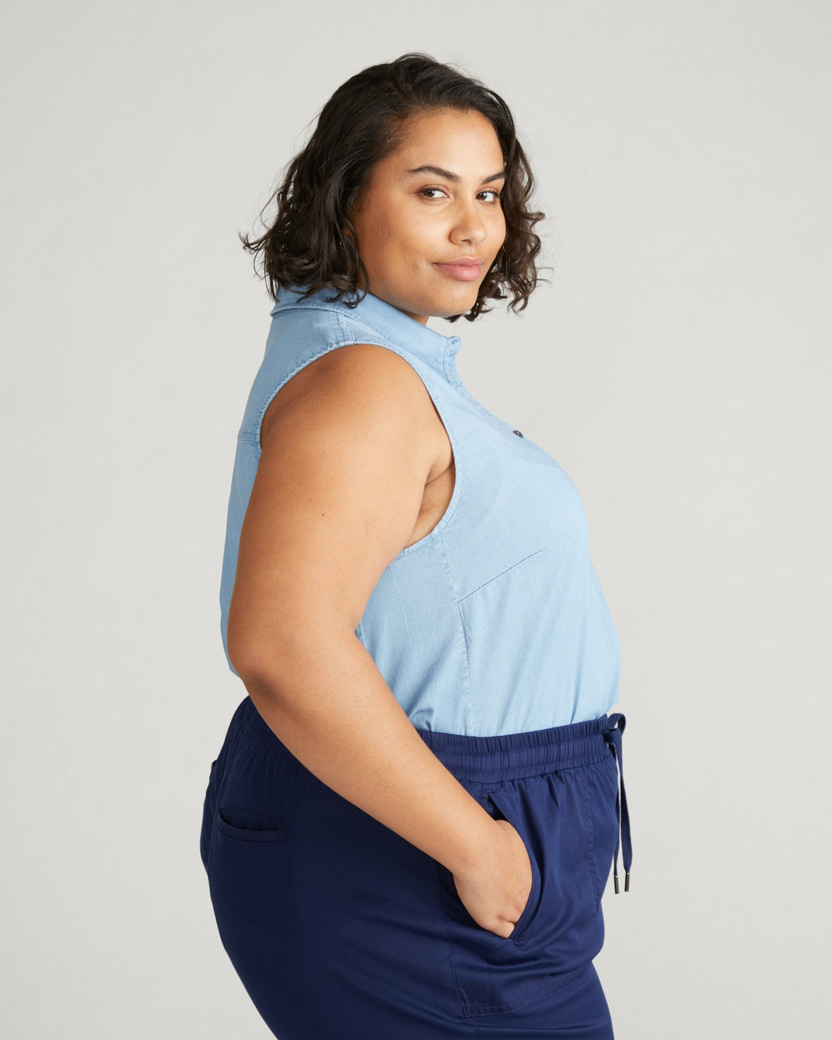 Perfect Tencel Chambray Sleeveless Shirt - Morning Blue | Universal Standard