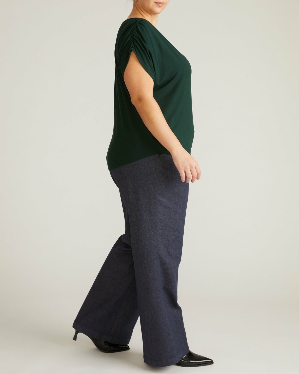Helena Divine Jersey Gathered Tee - Forest Green | Universal Standard
