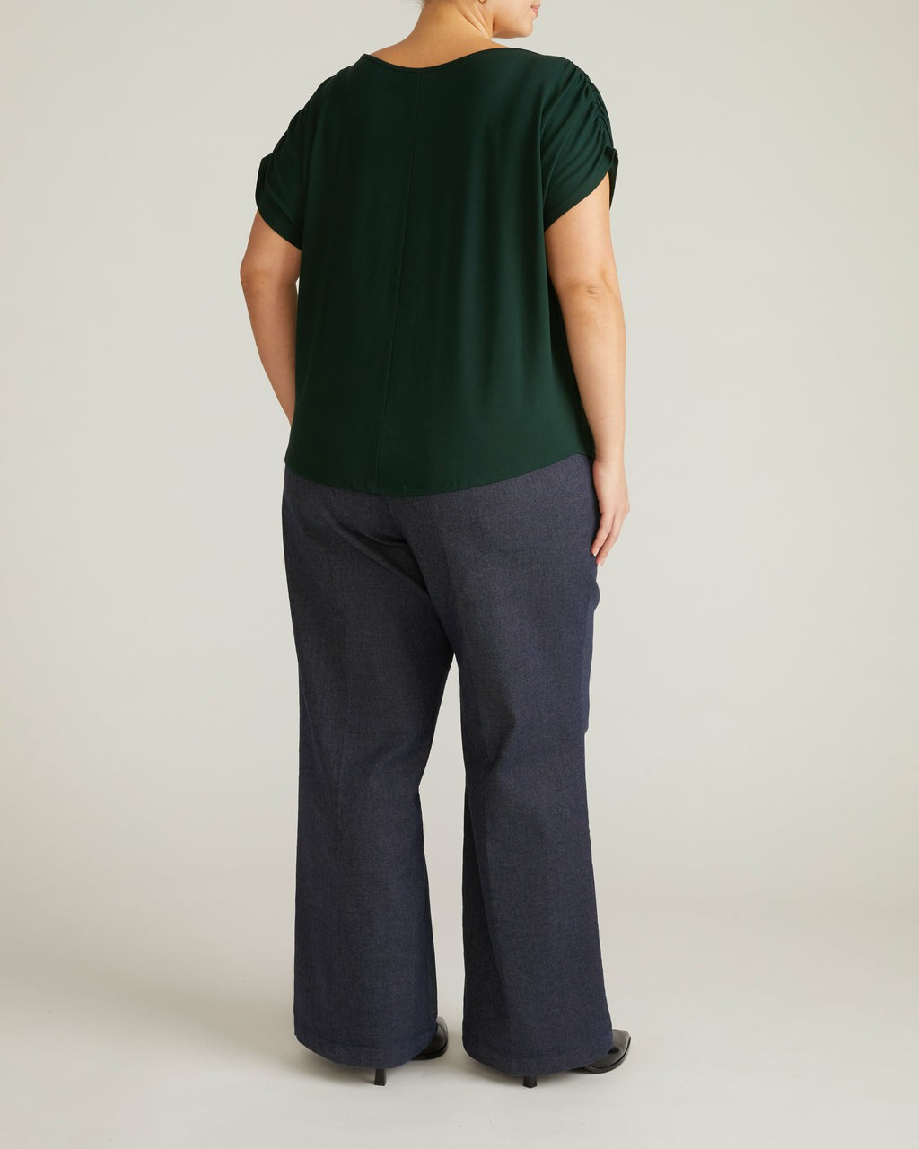 Helena Divine Jersey Gathered Tee - Forest Green | Universal Standard