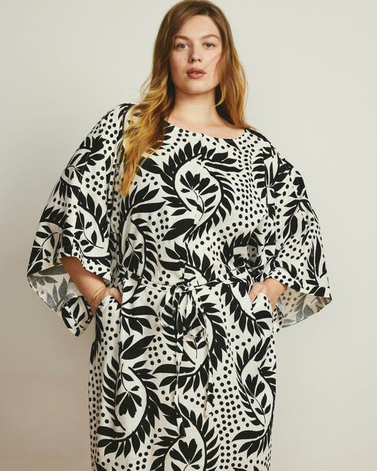 Lio Linen Blend Dress - Vine Print | Universal Standard