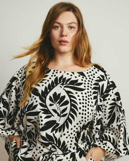 Lio Linen Blend Dress - Vine Print | Universal Standard