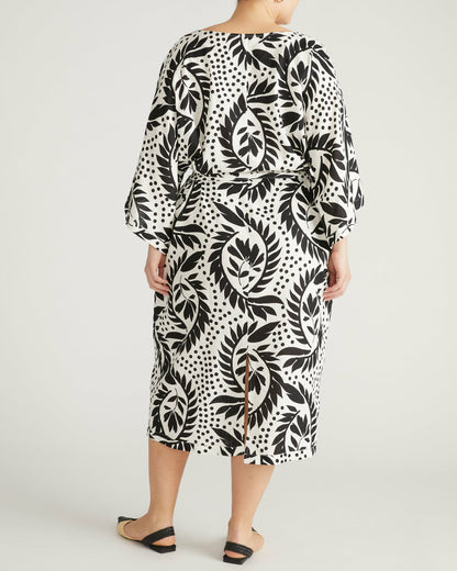 Lio Linen Blend Dress - Vine Print | Universal Standard