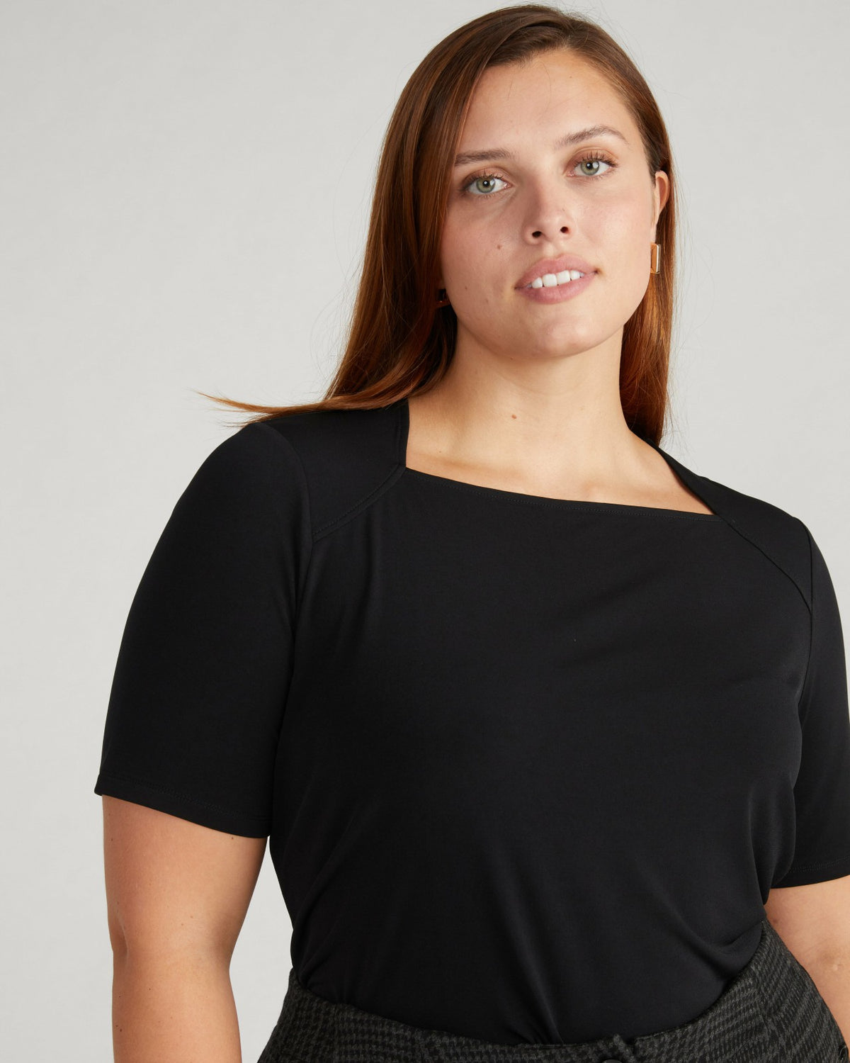 Envelope Neck Viscose Jersey Top - Black | Universal Standard