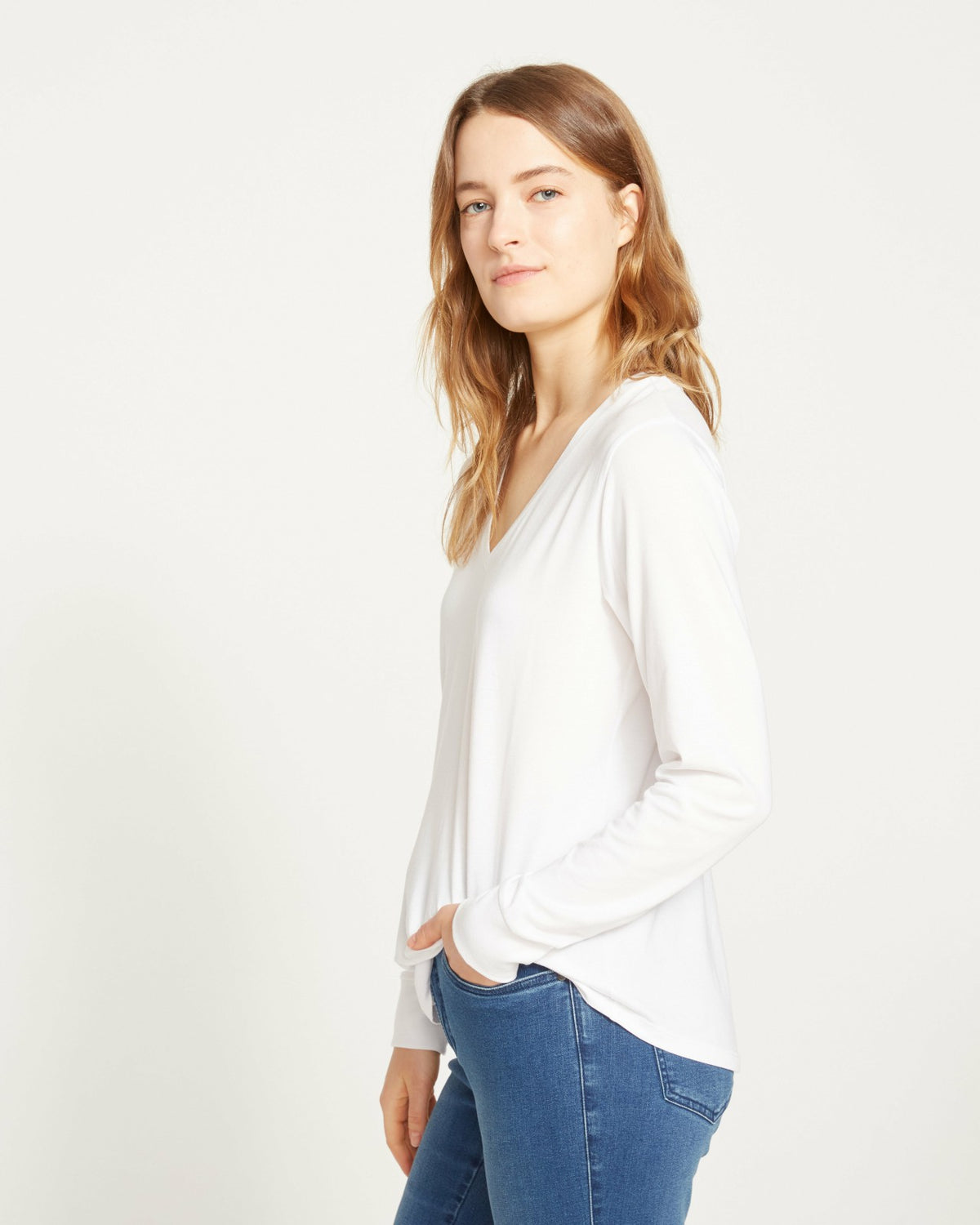 Long Sleeve V Rex - White | Universal Standard