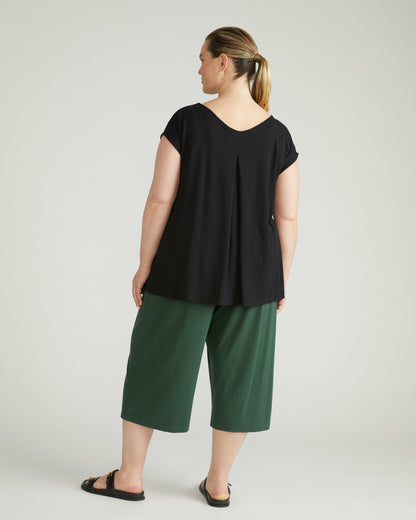 Heatwave Divine Jersey Flared Top - Black | Universal Standard