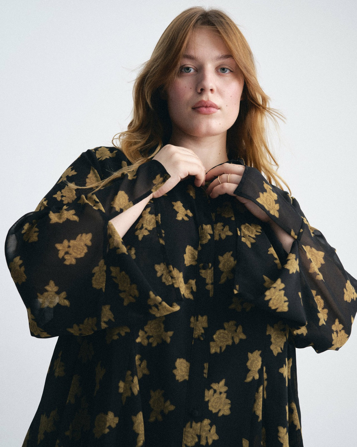 Evie Chiffon Blouse - Gold Heirloom Print | Universal Standard