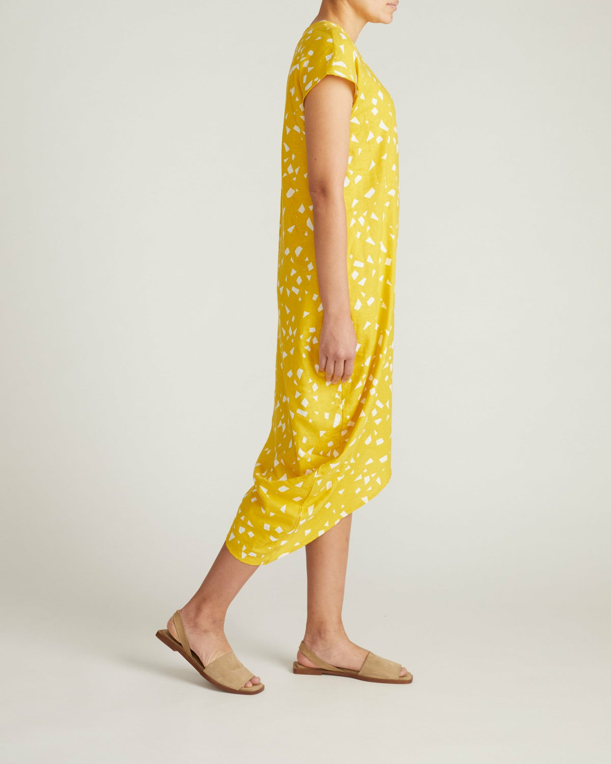 Iconic Stretch Linen Blend Geneva Dress - Yellow Confetti Print | Universal Standard