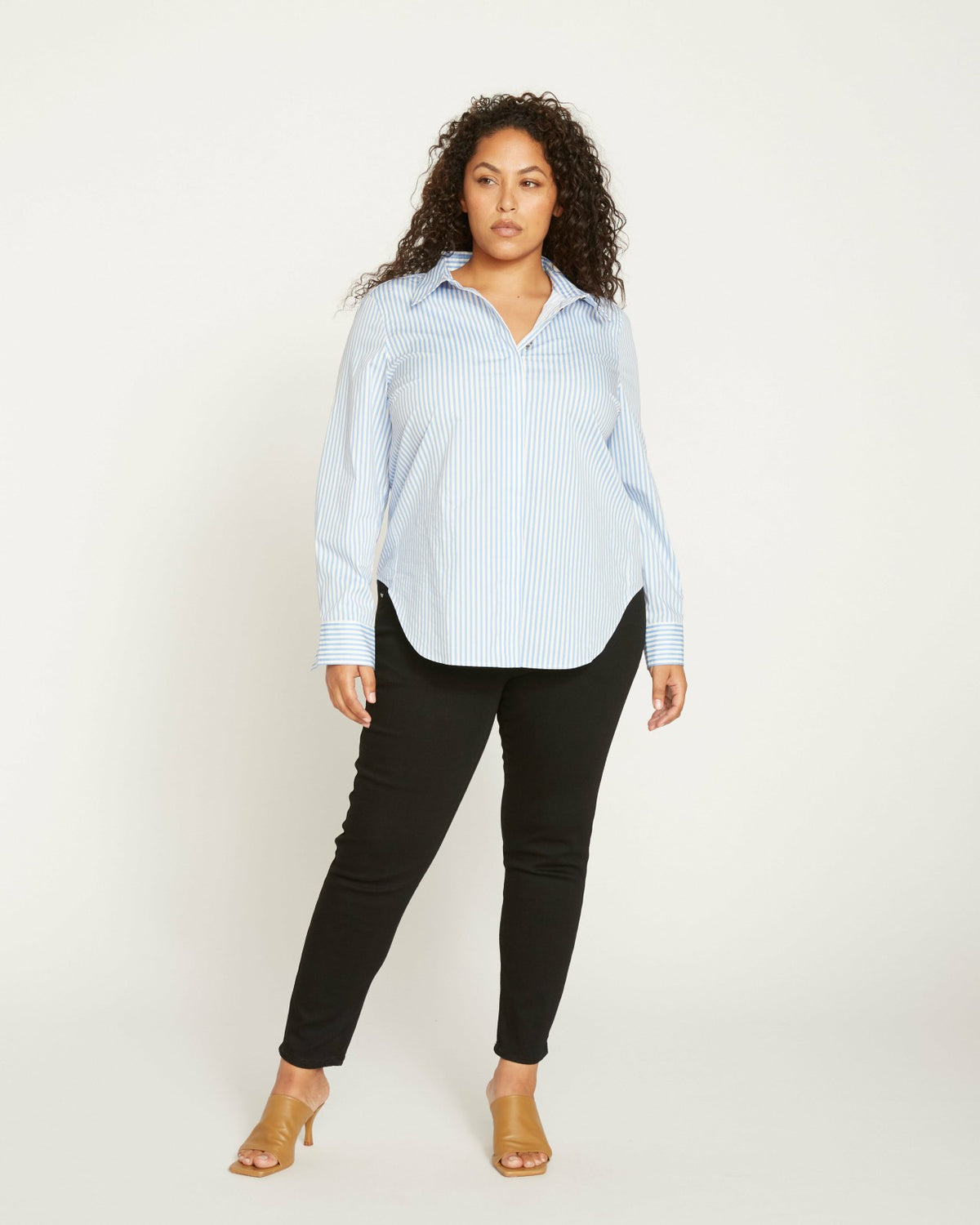 Elbe Stretch Poplin Shirt Classic Fit - Blue/White Stripe | Universal Standard