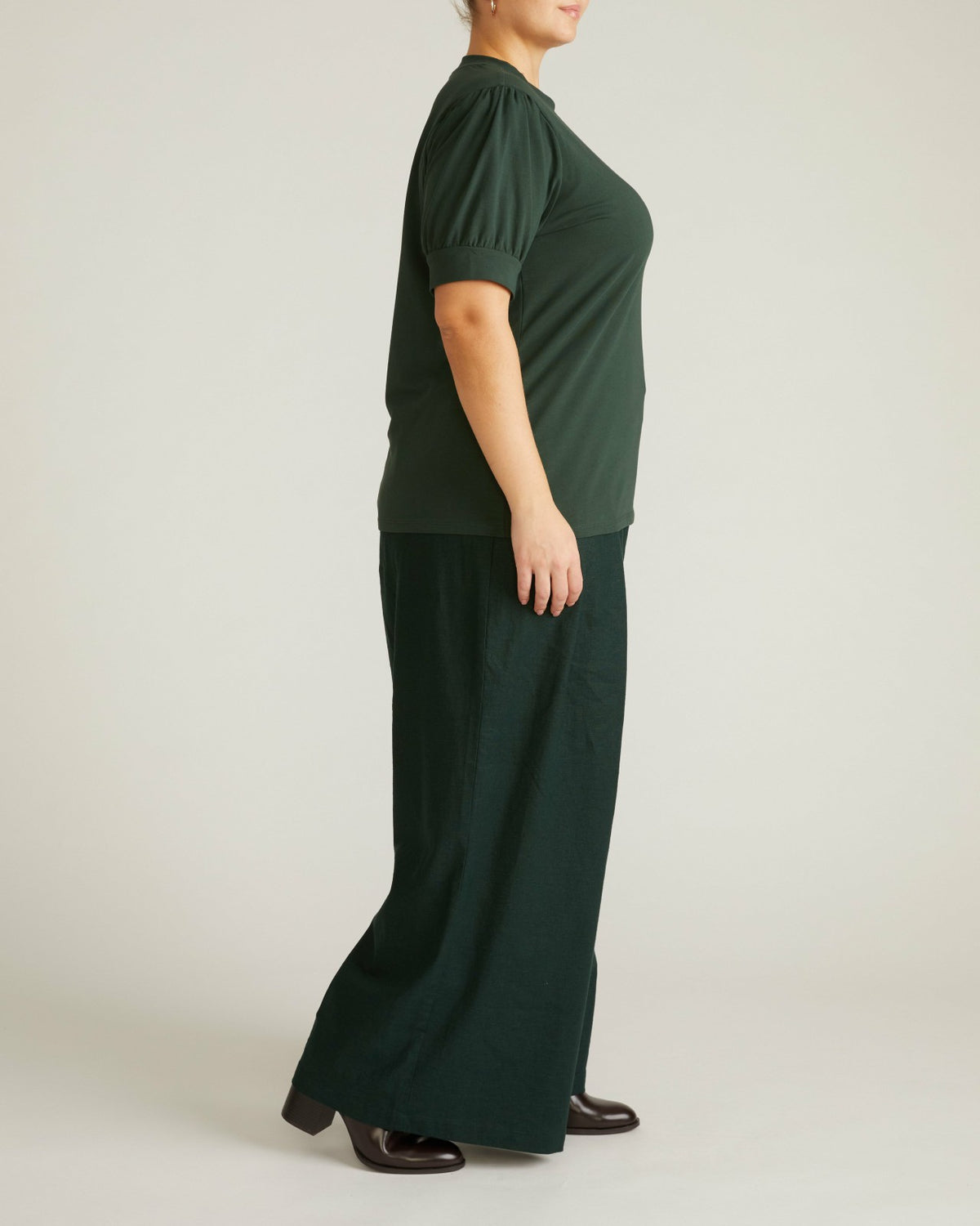 Pouf Sleeve Tee - Forest Green | Universal Standard