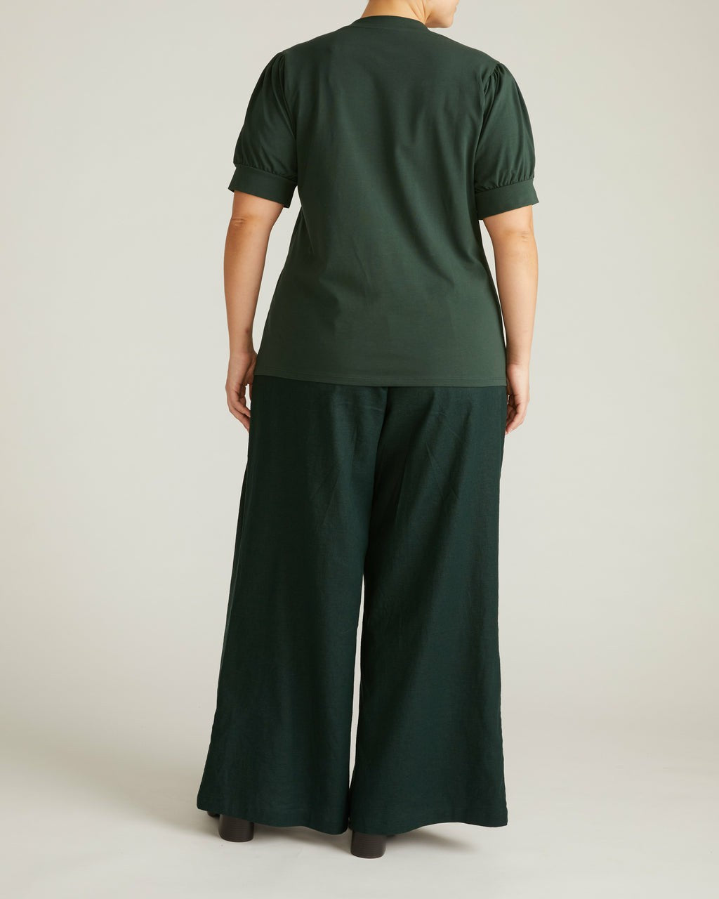 Pouf Sleeve Tee - Forest Green | Universal Standard