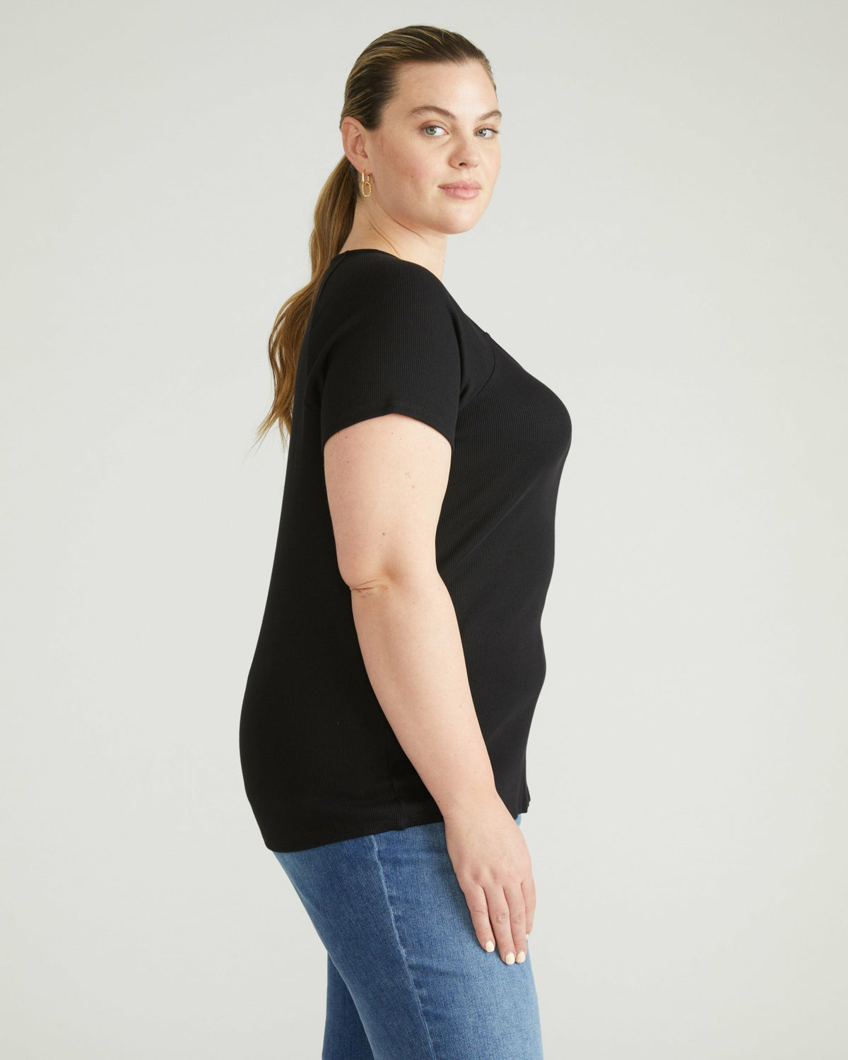 Carey Ribbed Sweetheart Tee - Black | Universal Standard