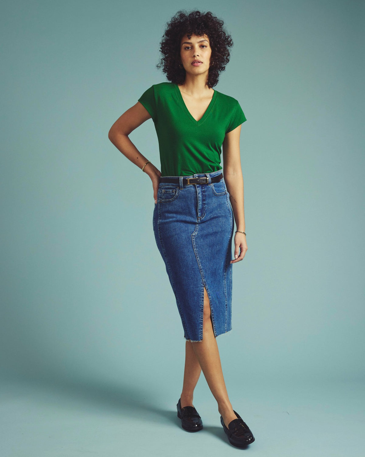 Ashley V Neck Cap Sleeve Tee - Green Park | Universal Standard