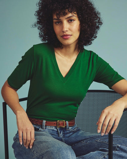 Maia Stovepipe Sleeve V Neck Tee - Green Park | Universal Standard
