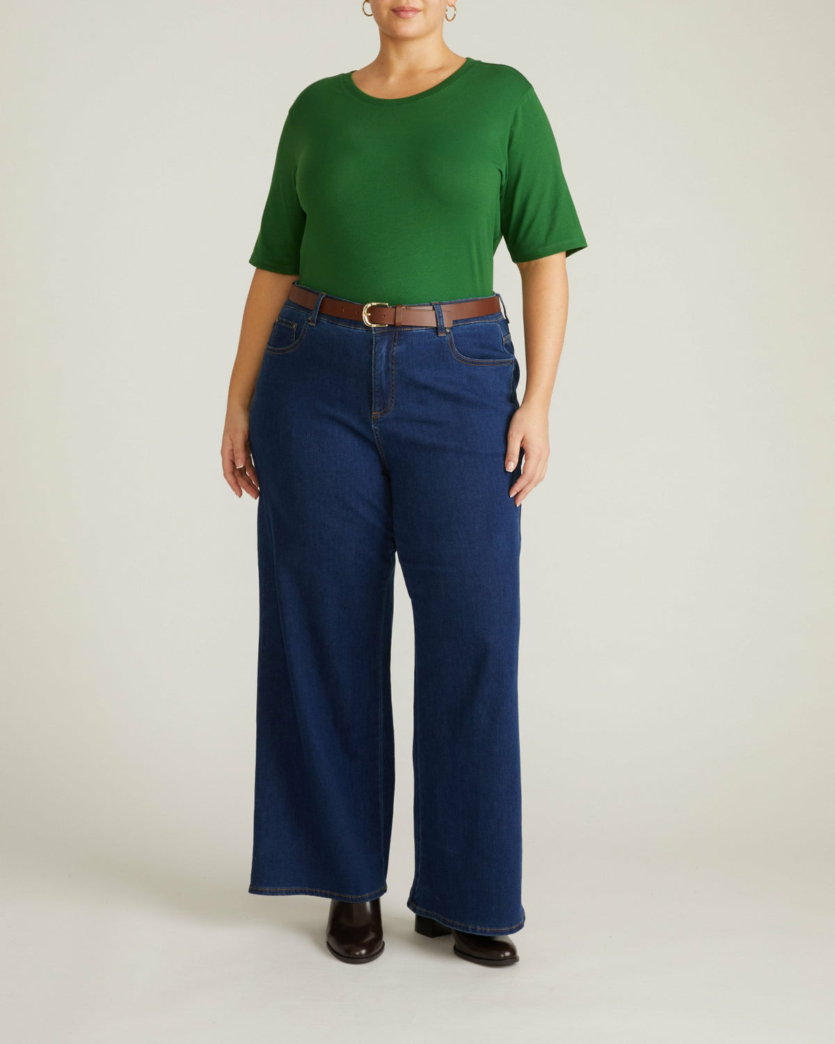 Maia Stovepipe Sleeve Tee - Green Park | Universal Standard