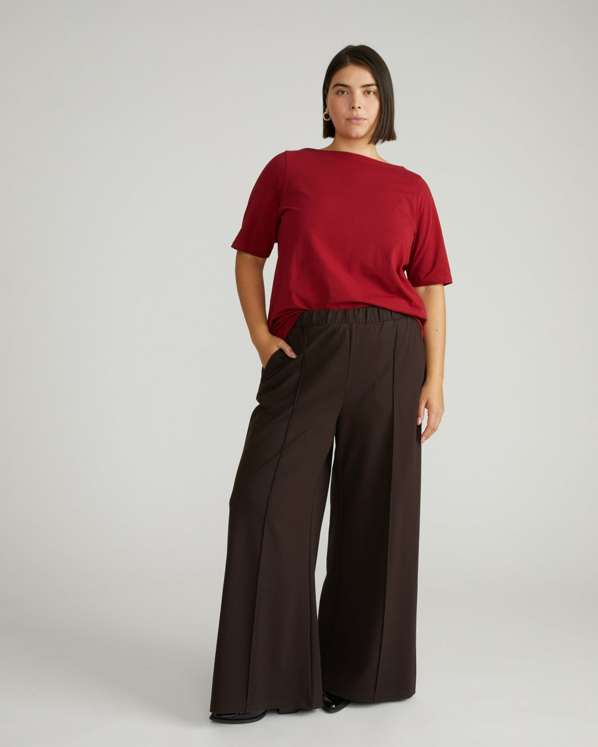 Bella Boatneck Tee - Garnet | Universal Standard