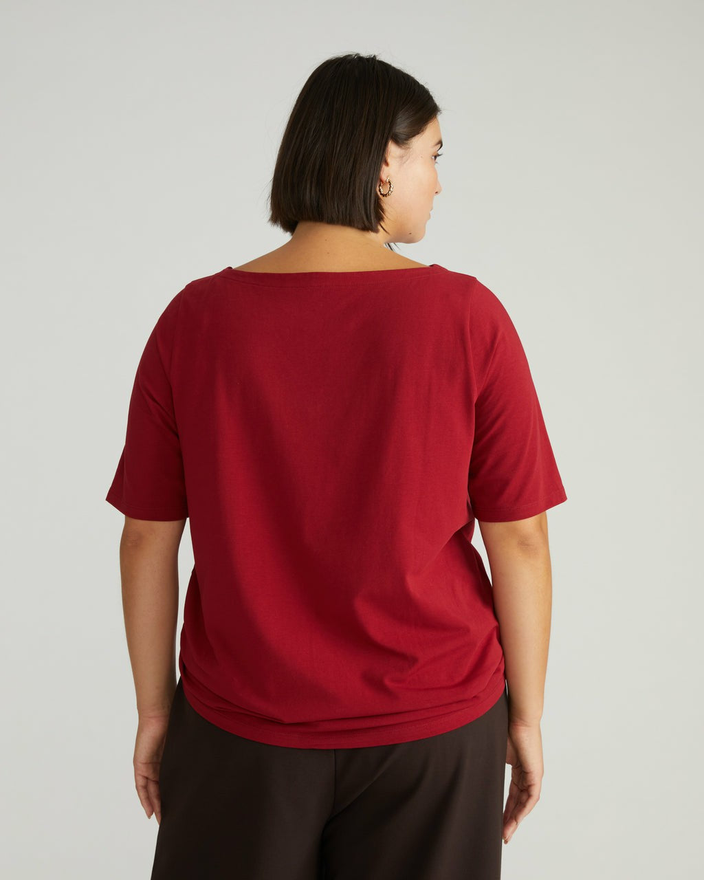 Bella Boatneck Tee - Garnet | Universal Standard