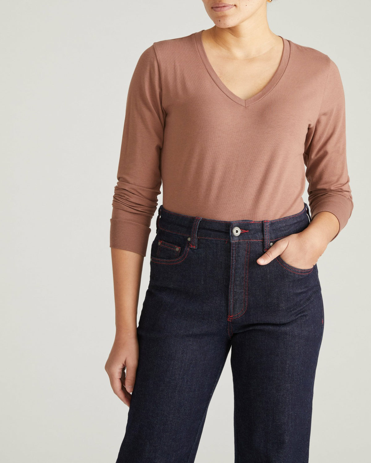 Long Sleeve V Rex - Allspice | Universal Standard