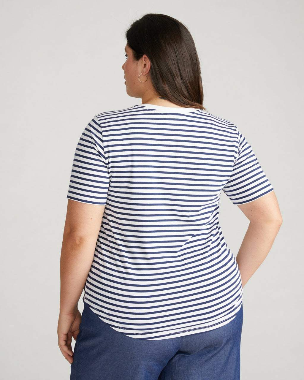 V Rex - White/Cenote Stripe | Universal Standard